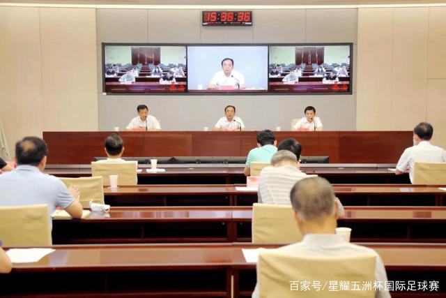 凯恩获金球奖：英德球迷等来期待已久的荣耀